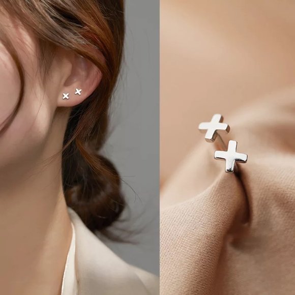 Jewelry - Dainty Cross S925 Earrings